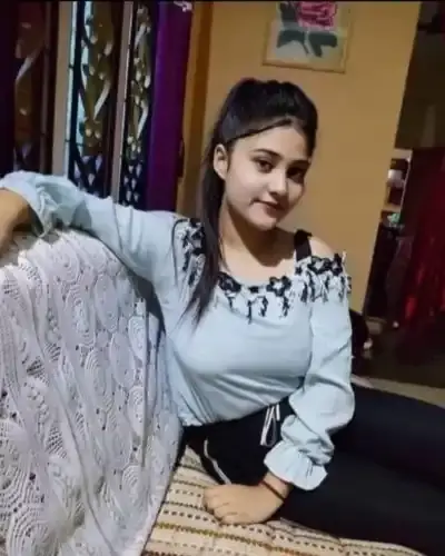Call Girls Service in Shakurpur