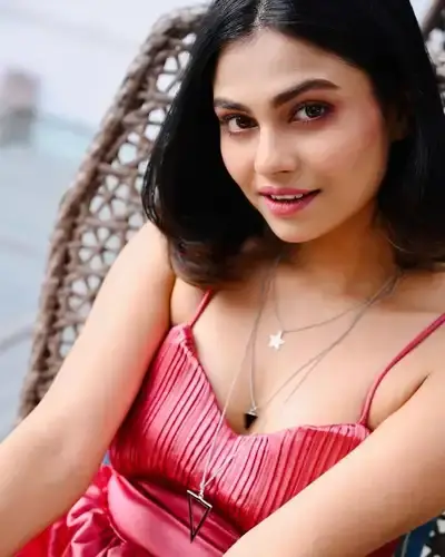 Escort Service Shakurpur